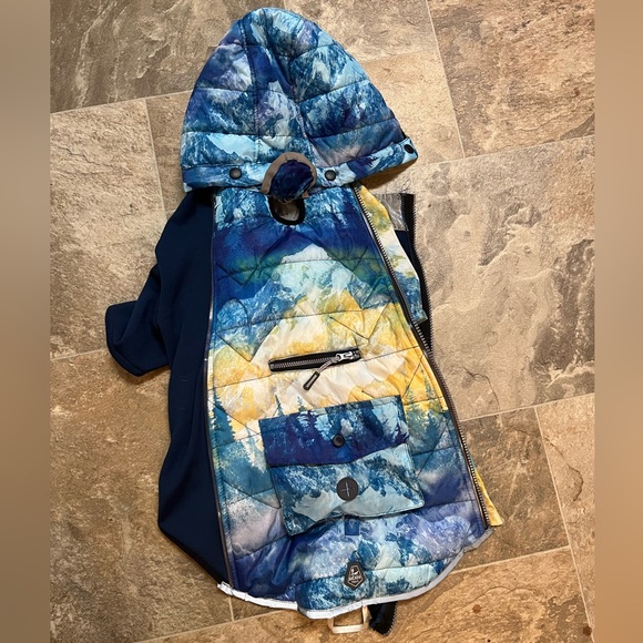 Dog Winter Jacket. Lights around edges. - Picture 1 of 2